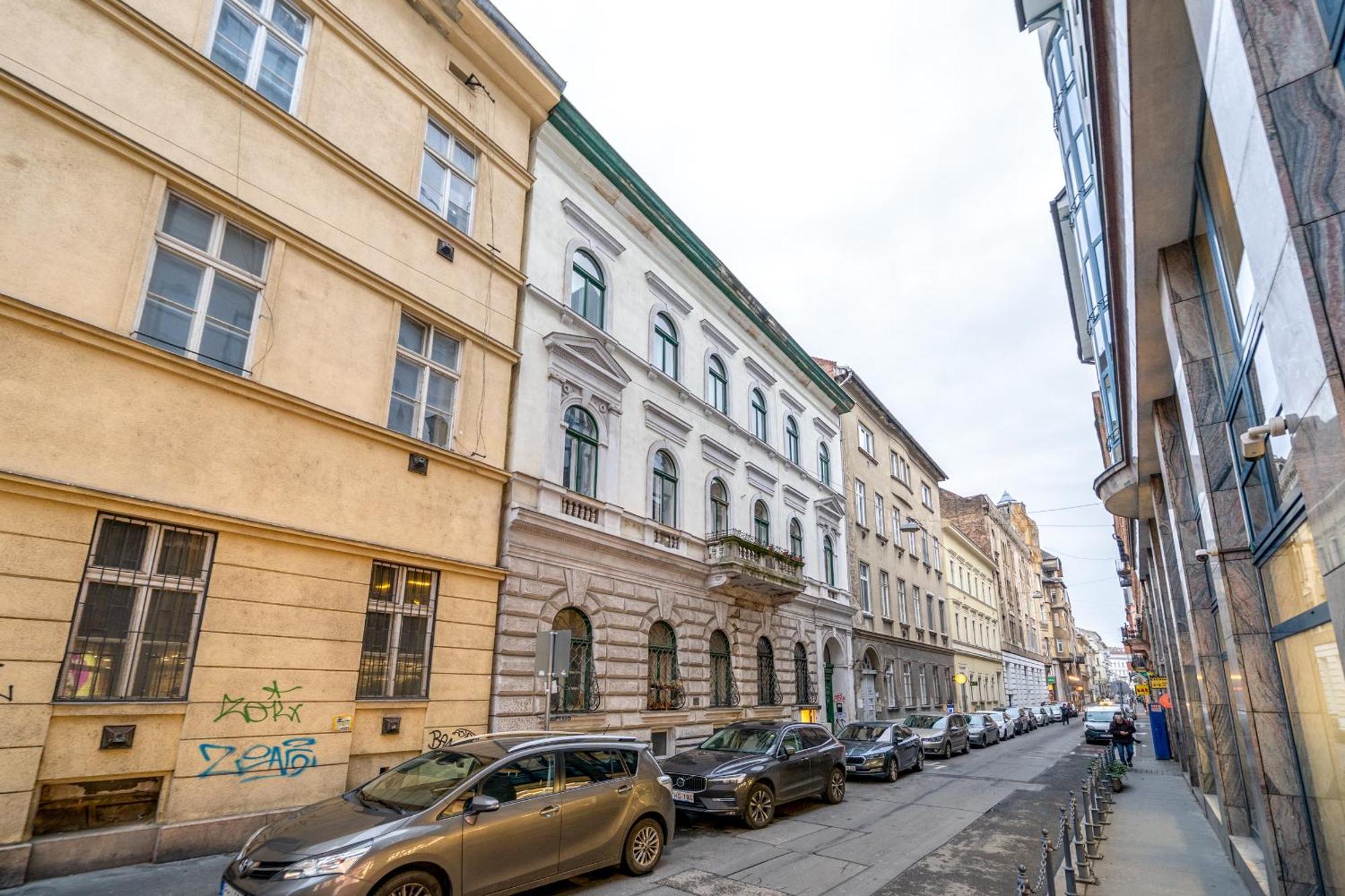 Sweet Dreams At Opera House Downtown Apartment Будапеща Екстериор снимка