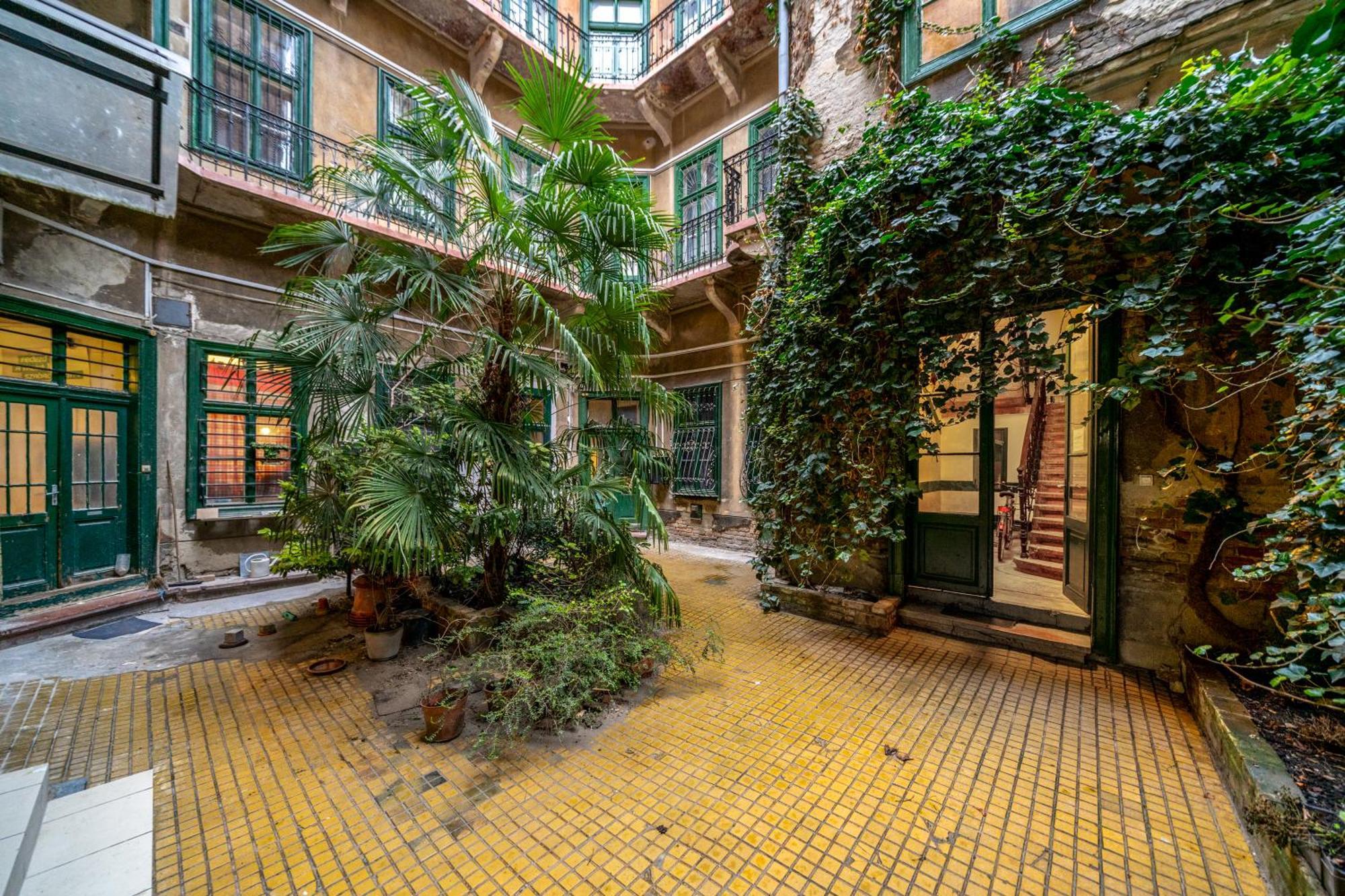 Sweet Dreams At Opera House Downtown Apartment Будапеща Екстериор снимка